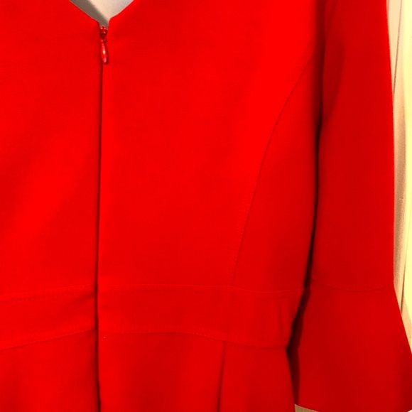 WHITE HOUSE BLACK MARKET RED DRESS - Picture 6 of 9